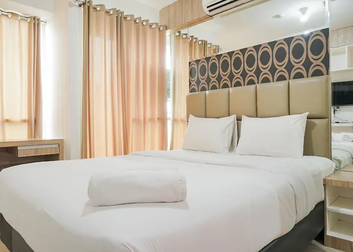 Chic And Cozy Studio At Tifolia Apartment By Travelio