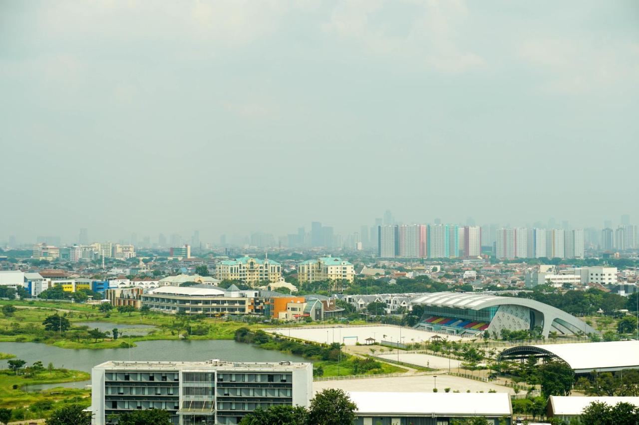 Apartemen Chic And Cozy At Tifolia By Travelio Jakarta